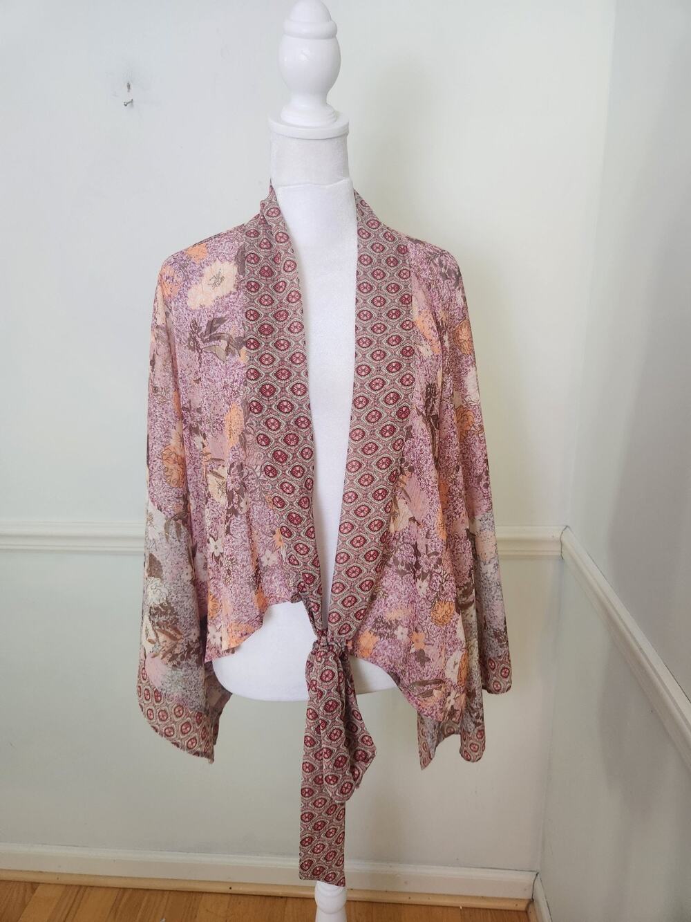 New Mystree Kimono Shirt Size Small Womens Metallic Sheer Boho Floral Fairy Top